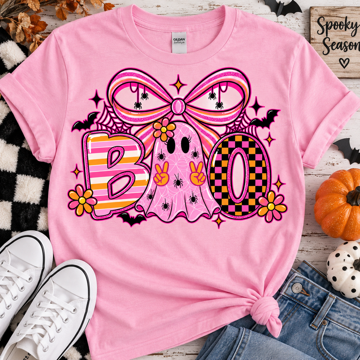 Pink t-shirt with Boo ghost Halloween design